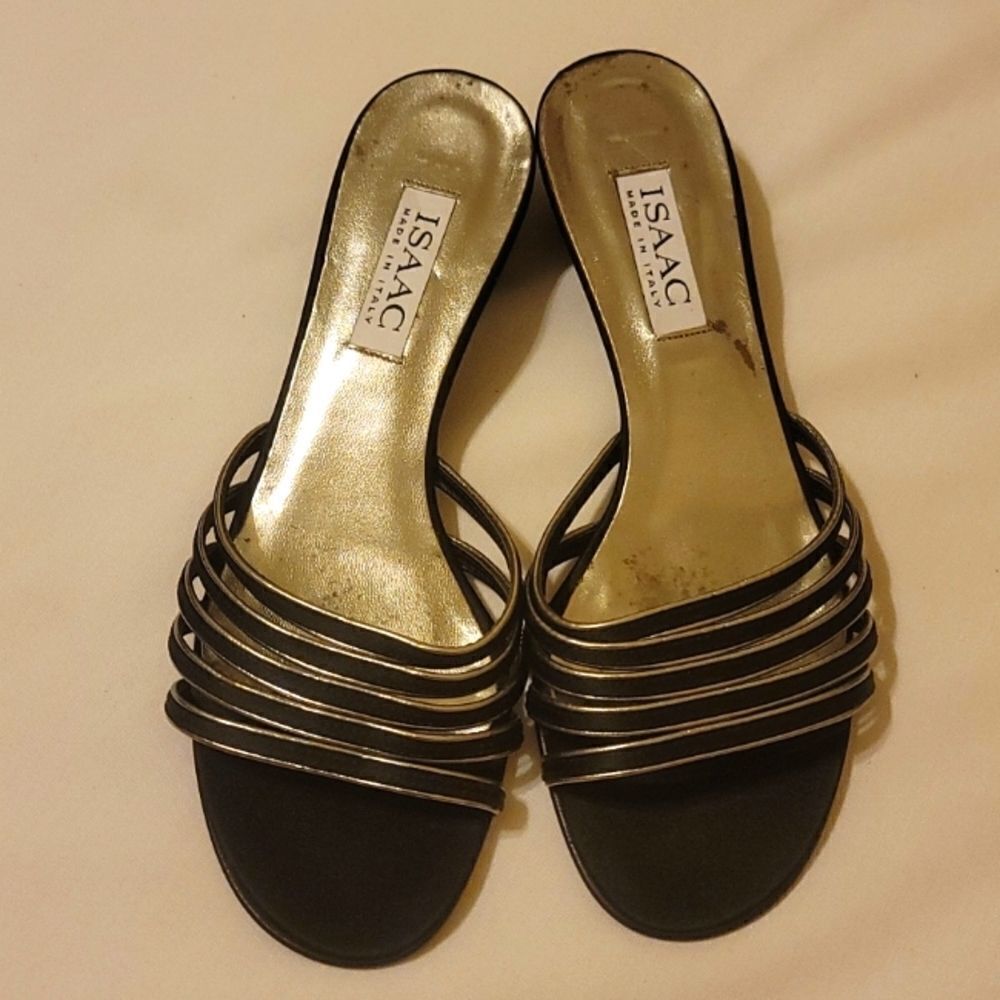 Isaac sandals 8 